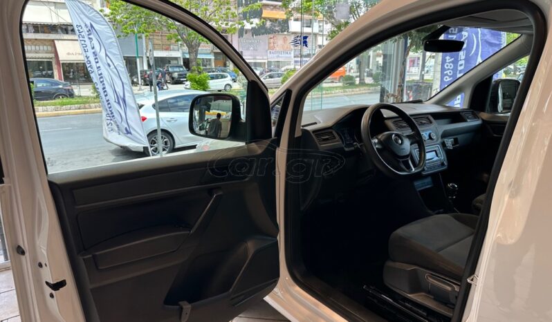 
								VOLKSWAGEN Caddy Maxi 2017 VAN full									