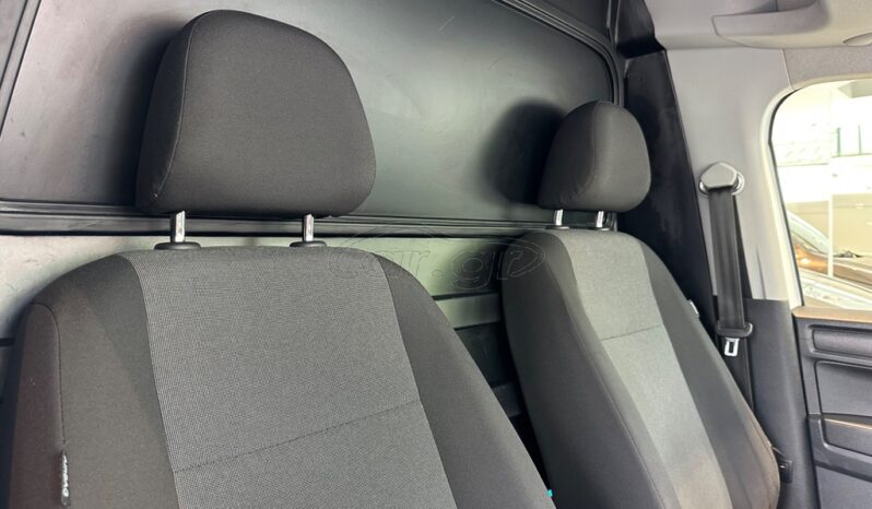 
								VOLKSWAGEN Caddy Maxi 2017 VAN full									