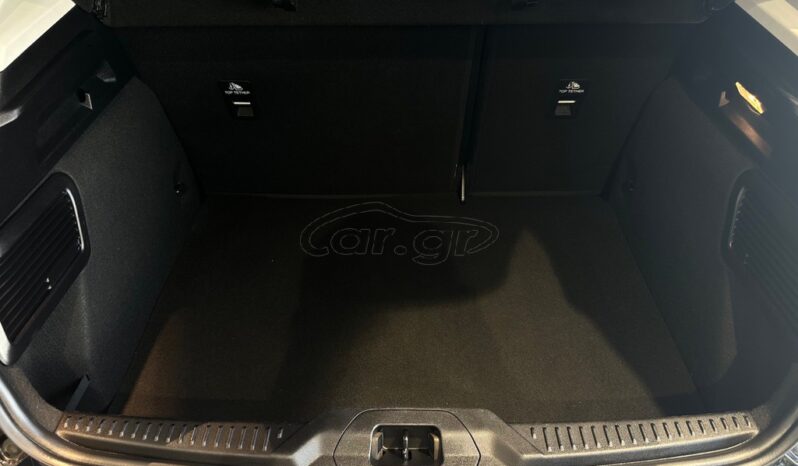 
								Ford Focus 2020 TITANIUM full									