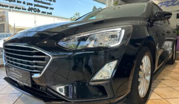 
										Ford Focus 2020 TITANIUM full									