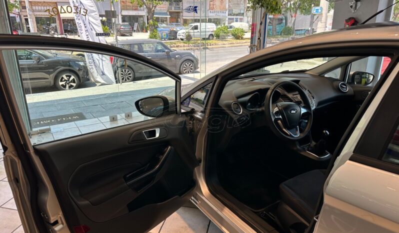 
								Ford Fiesta 2016 ME MHΔΕΝΙΚΑ ΤΕΛΗ full									