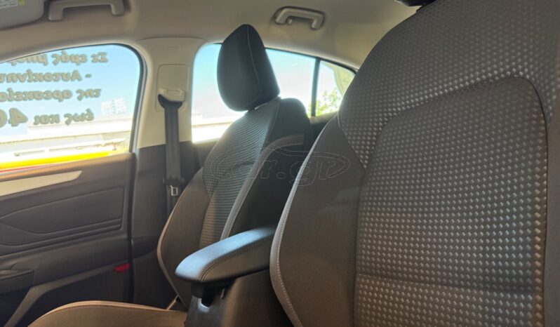 
								Ford Focus 2020 120HP AUTO full									