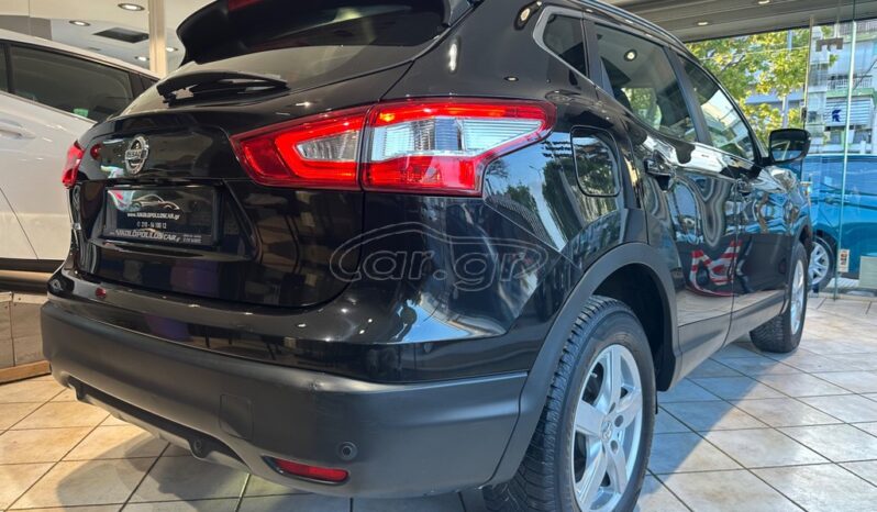 
								Nissan Qashqai 2017 full									