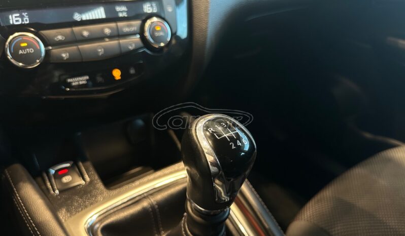 
								Nissan Qashqai 2017 full									