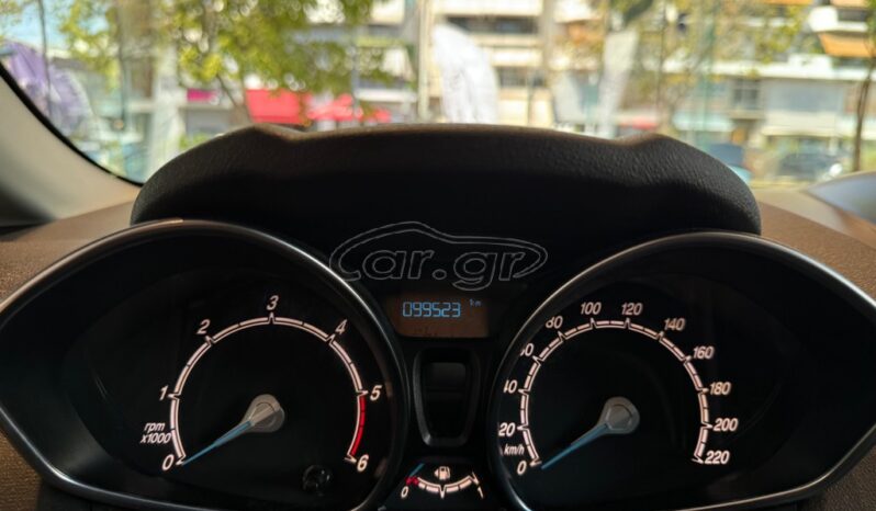 
								Ford Fiesta 2015 full									