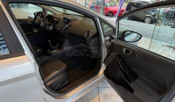 
										Ford Fiesta 2015 full									