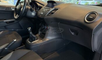 
										Ford Fiesta 2015 full									