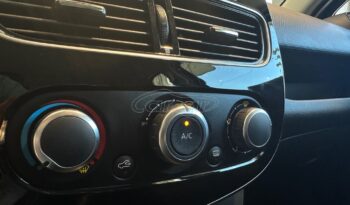 
										Renault Clio 2017 full									