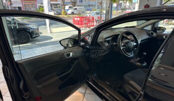 
										Ford Fiesta 2015 ECONETIC full									