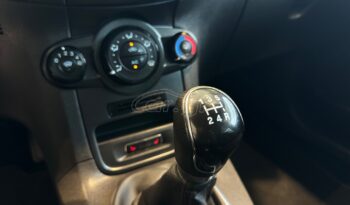 
										Ford Fiesta 2015 ECONETIC full									