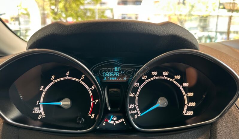 
								Ford Fiesta 2015 ECONETIC full									