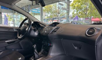 
										Ford Fiesta 2015 ECONETIC full									