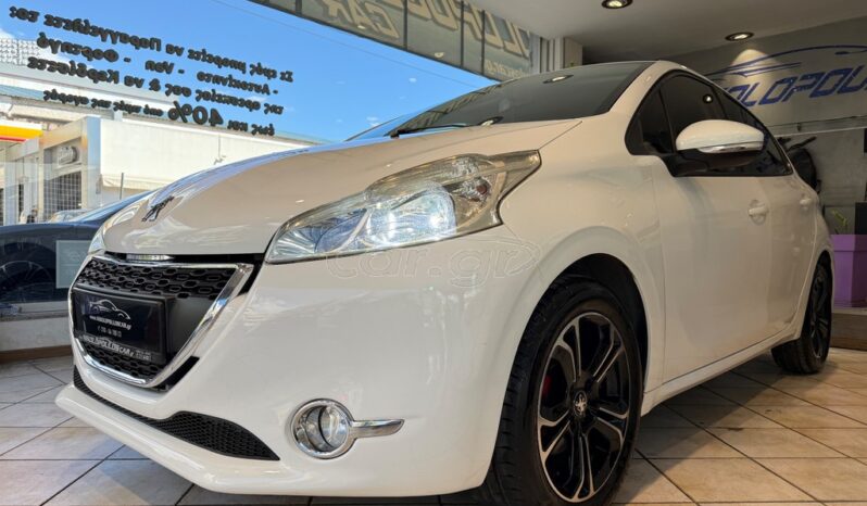 
								Peugeot 208 2015 full									