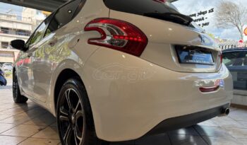 
										Peugeot 208 2015 full									