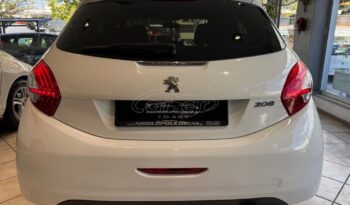 
										Peugeot 208 2015 full									