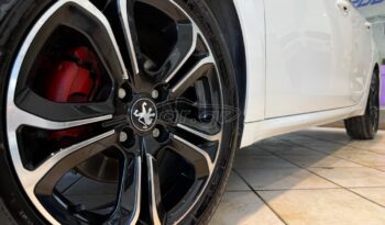 
										Peugeot 208 2015 full									