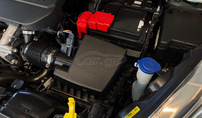 
								Ford Fiesta 2016 TITANIUM full									