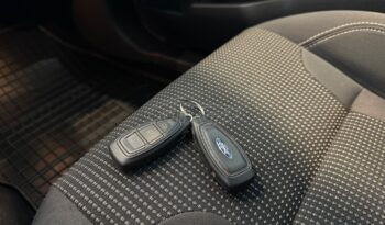 
										Ford Fiesta 2016 TITANIUM full									