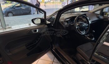 
										Ford Fiesta 2016 TITANIUM full									
