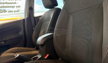 
										Ford Fiesta 2016 TITANIUM full									