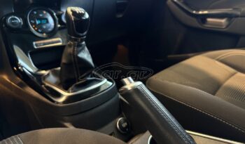 
										Ford Fiesta 2016 TITANIUM full									