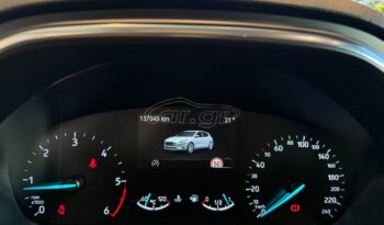 
										Ford Focus 2020 TITANIUM full									