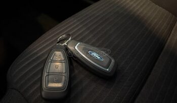 
										Ford Focus 2020 TITANIUM full									