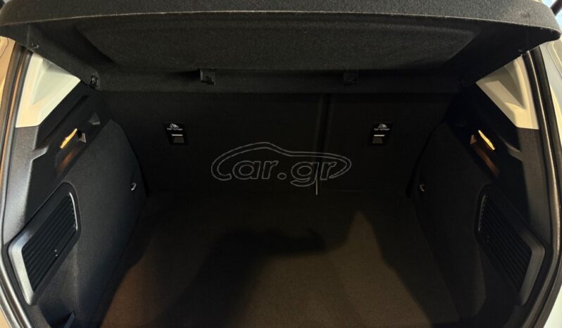 
								Ford Focus 2020 TITANIUM full									