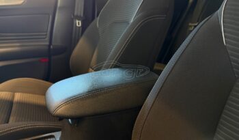 
										Ford Focus 2020 TITANIUM full									