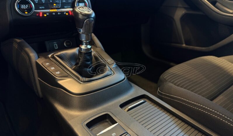 
								Ford Focus 2020 TITANIUM full									