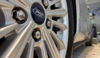 
										Ford Focus 2020 TITANIUM full									