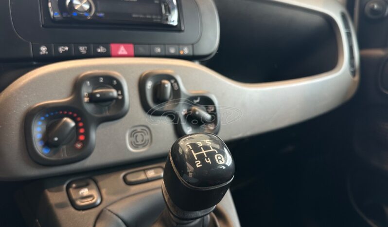 
								Fiat Panda 2015 full									