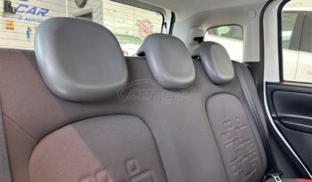 
										Fiat Panda 2015 full									
