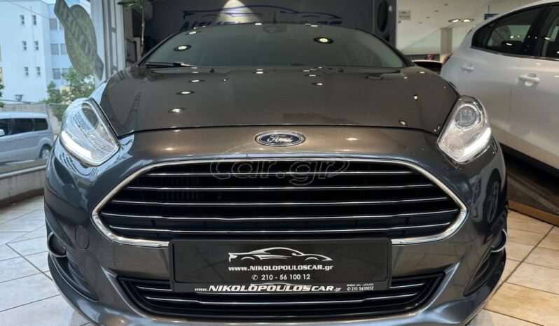 
								Ford Fiesta 2015 TITANIUM full									