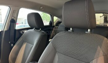 
										Ford Fiesta 2015 TITANIUM full									