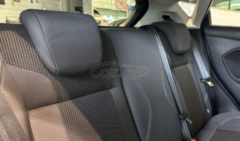 
										Ford Fiesta 2015 TITANIUM full									