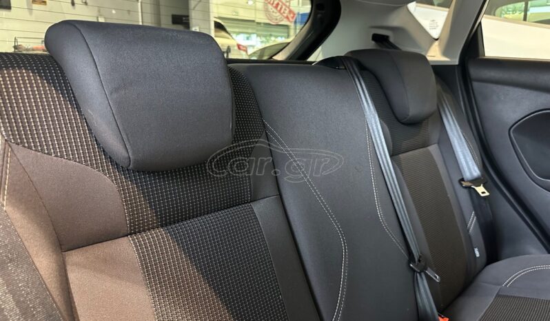 
								Ford Fiesta 2015 TITANIUM full									