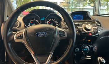 
										Ford Fiesta 2015 TITANIUM full									