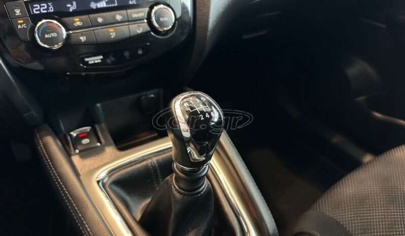 
								Nissan Qashqai 2016 full									