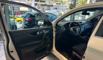 
										Nissan Qashqai 2015 full									