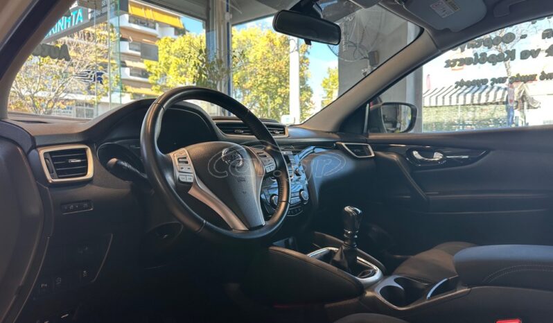 
								Nissan Qashqai 2015 full									