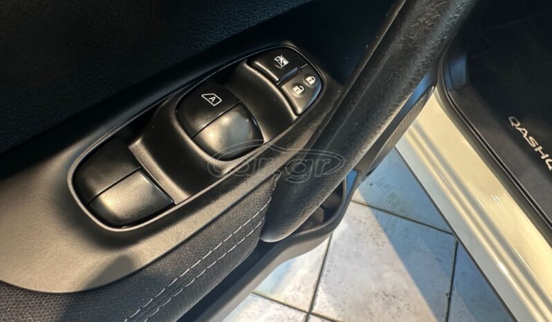 
								Nissan Qashqai 2015 full									