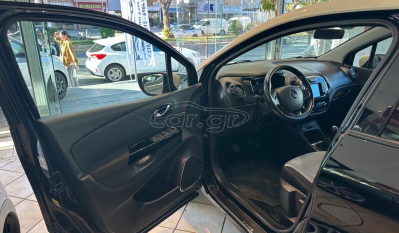 
								Renault Captur 2017 full									