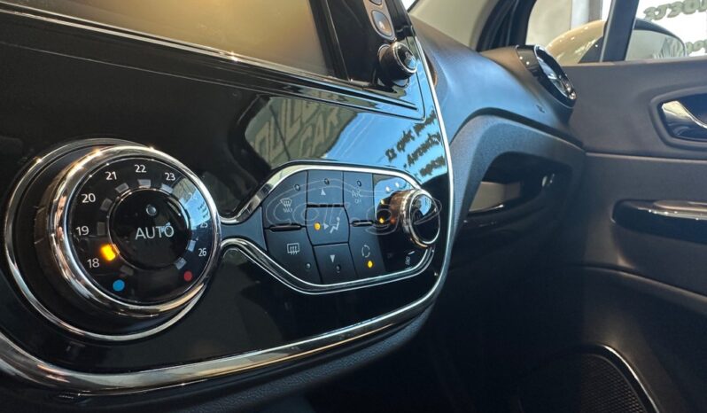 
								Renault Captur 2017 full									