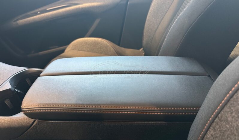 
								Peugeot 3008 2019 full									