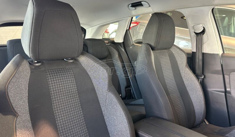 
								Peugeot 3008 2019 full									