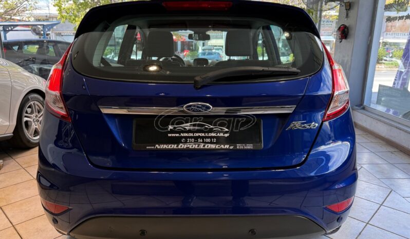 
								Ford Fiesta 2016 TITANIUM full									