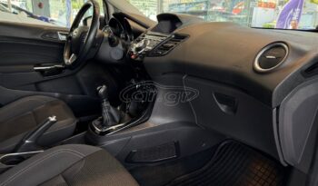 
										Ford Fiesta 2016 TITANIUM full									