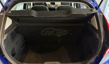 
										Ford Fiesta 2016 TITANIUM full									