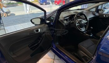 
										Ford Fiesta 2016 TITANIUM full									